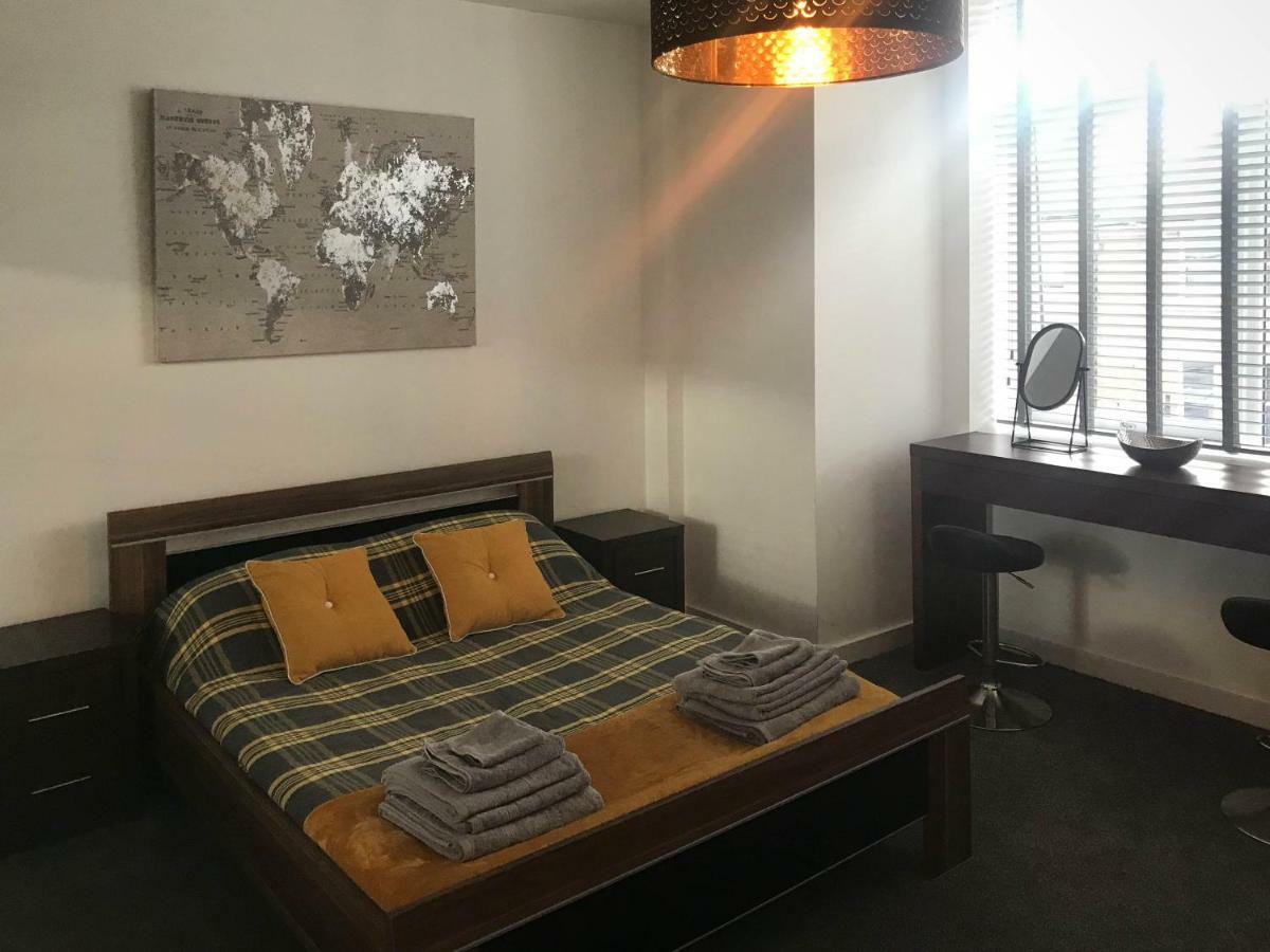 Luxury 1 Bed Apartment In City Centre With Parking Chester Exterior foto