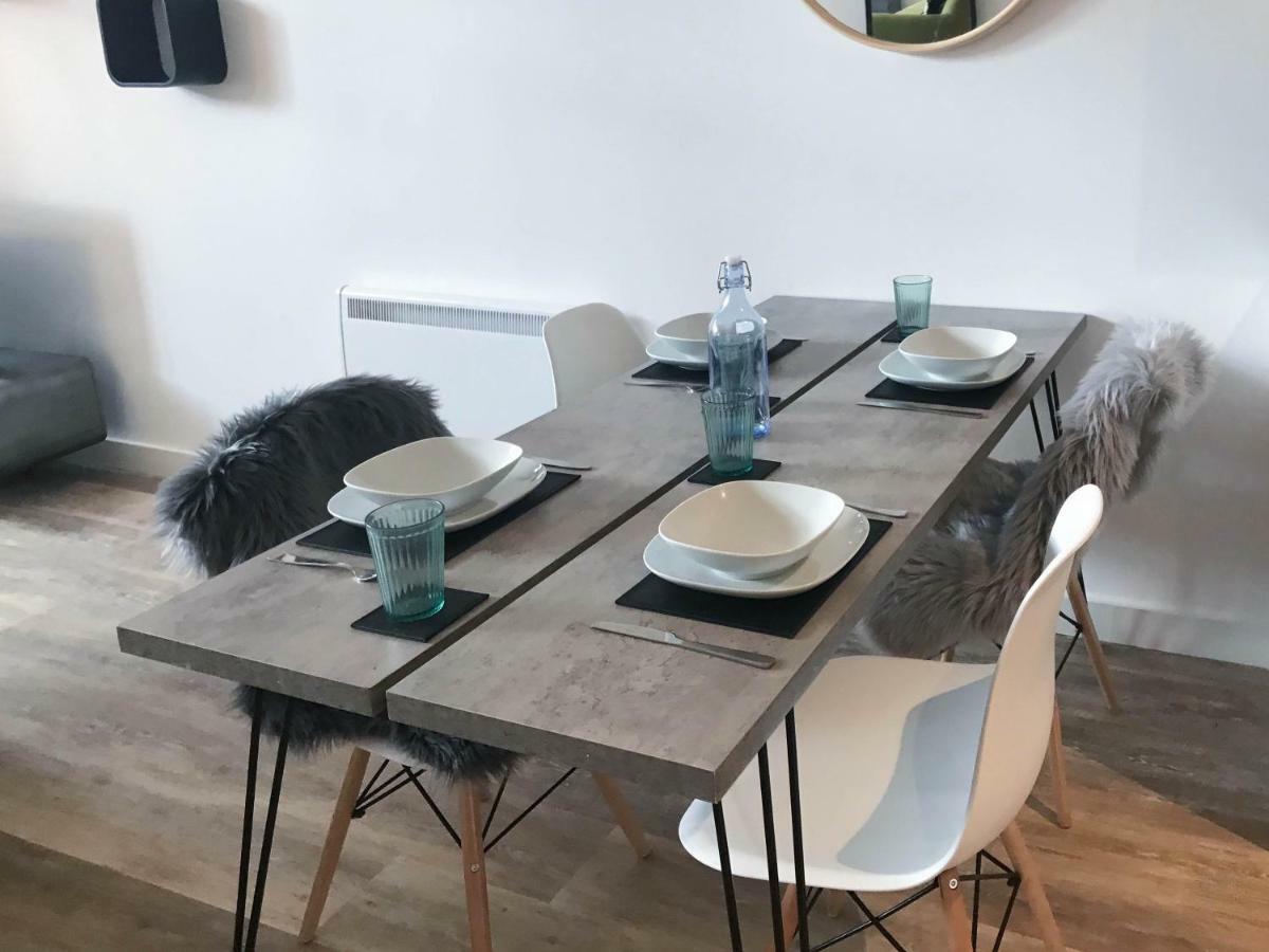 Luxury 1 Bed Apartment In City Centre With Parking Chester Exterior foto
